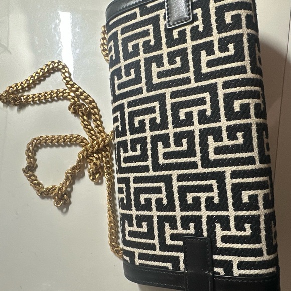 Balmain Purse - Picture 6 of 14